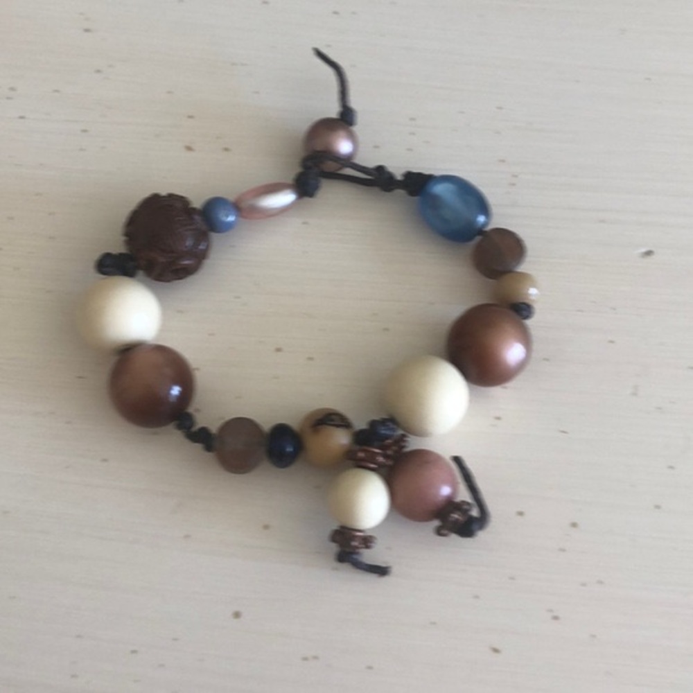 LAC BEADED BRACELET W/ leather cording